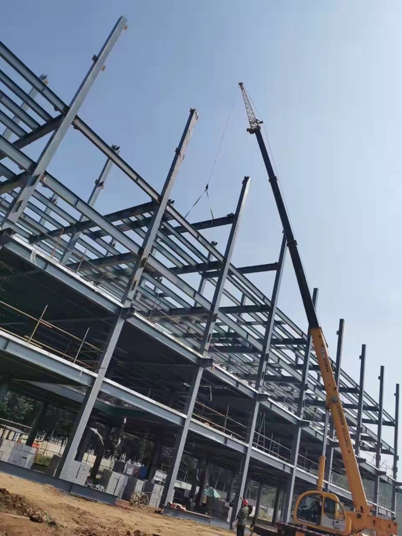 南京房屋建筑工程：建筑行业的创新与发展